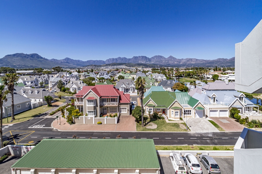 1 Bedroom Property for Sale in Greenways Golf Estate Western Cape